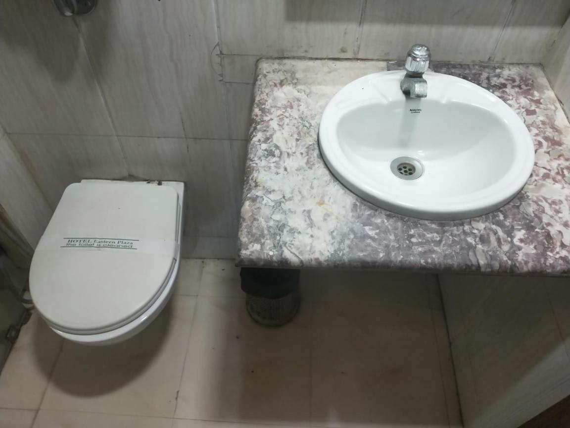 Hotel Eastern Plaza Calcutta Buitenkant foto