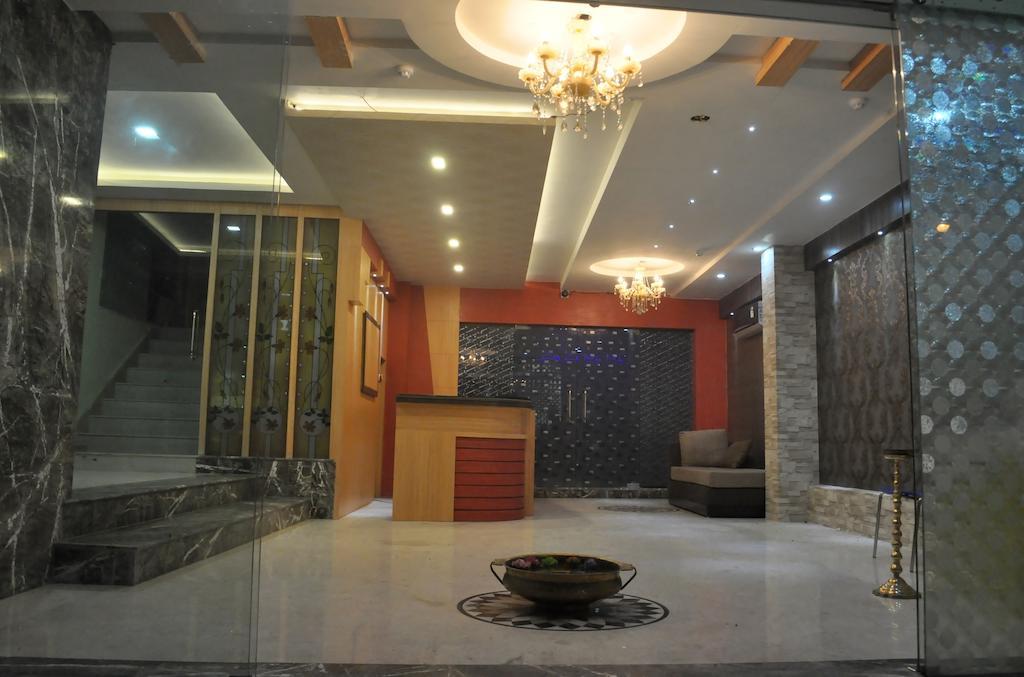 Hotel Eastern Plaza Calcutta Buitenkant foto