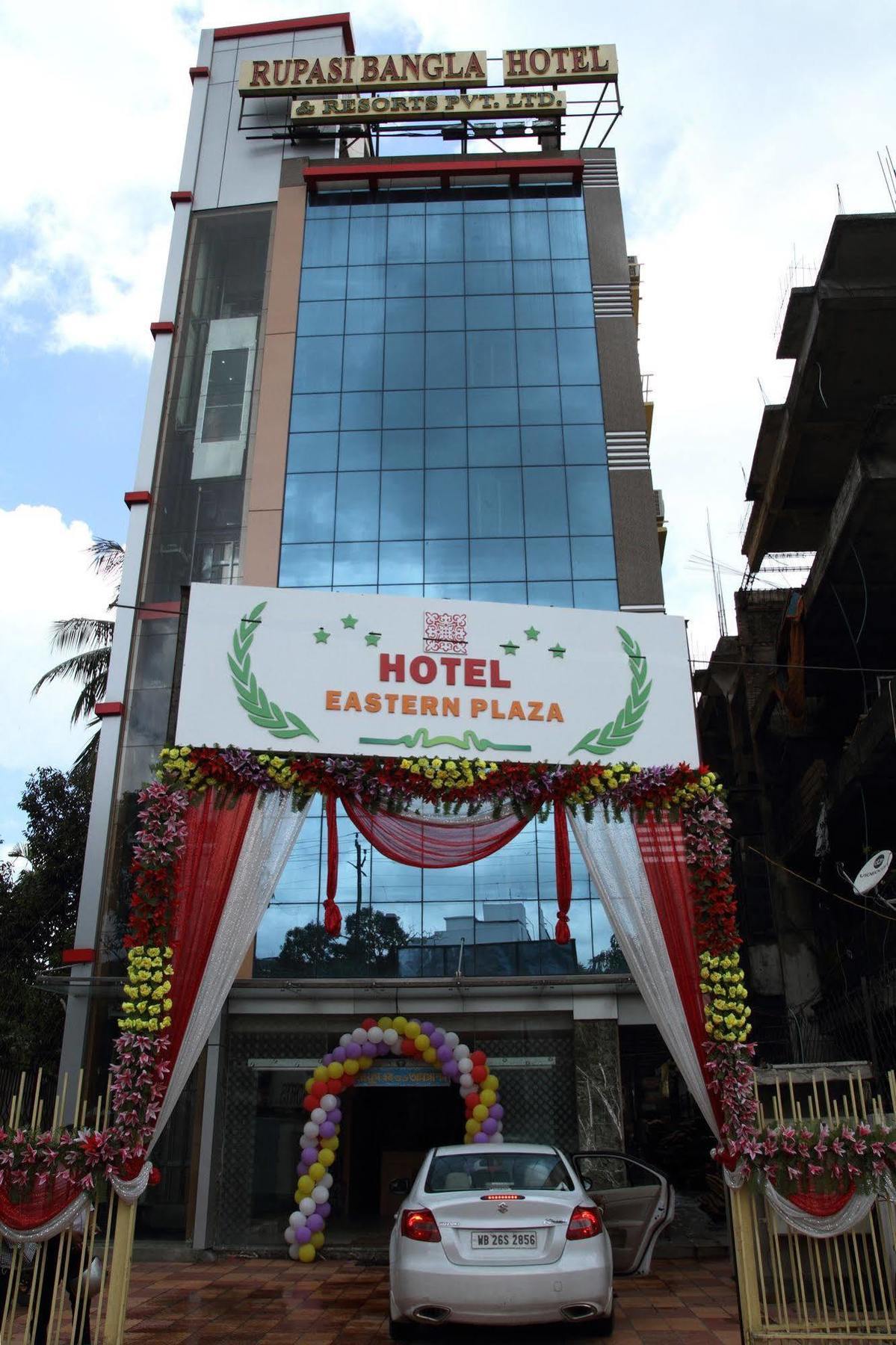 Hotel Eastern Plaza Calcutta Buitenkant foto