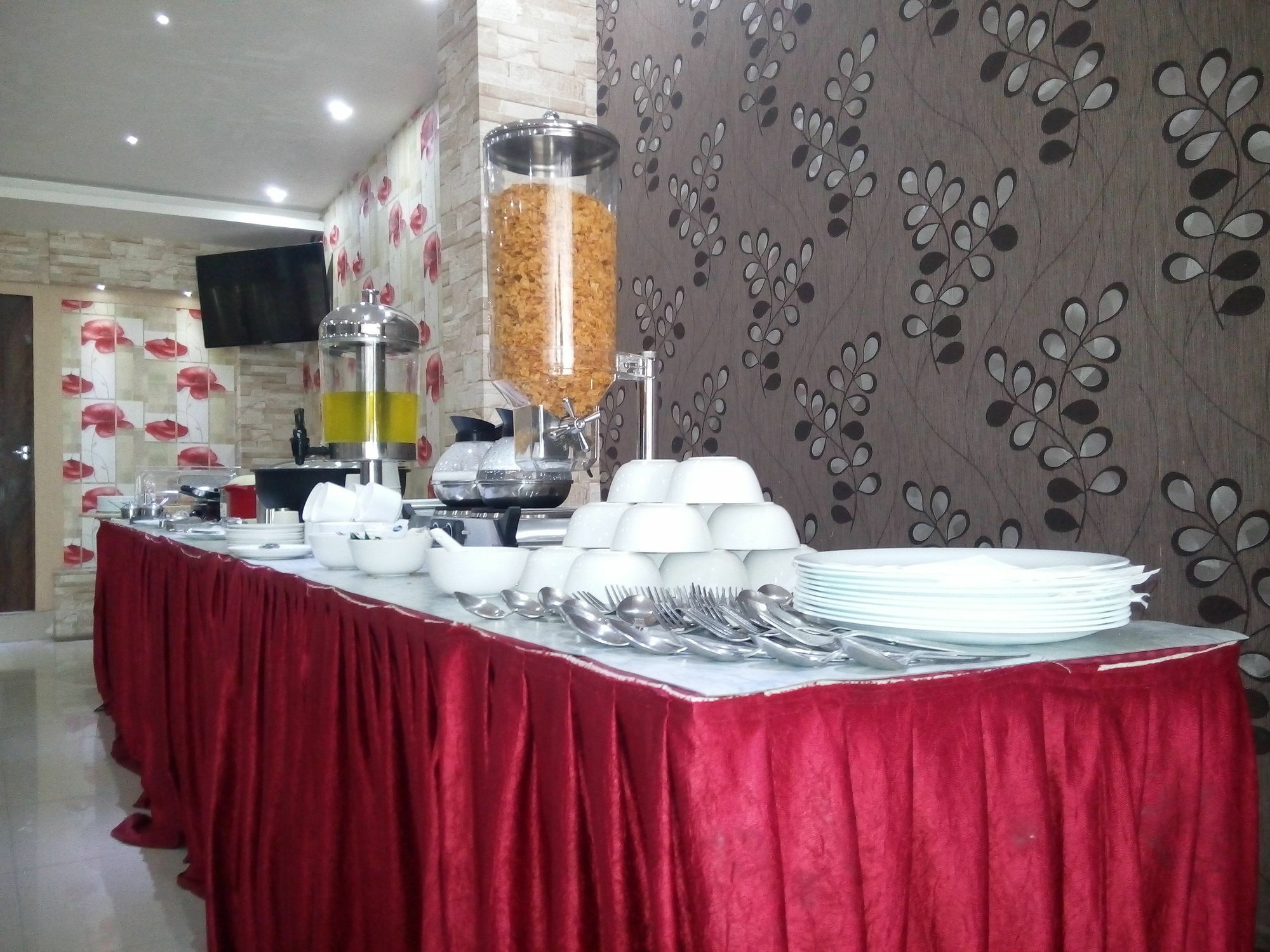 Hotel Eastern Plaza Calcutta Buitenkant foto